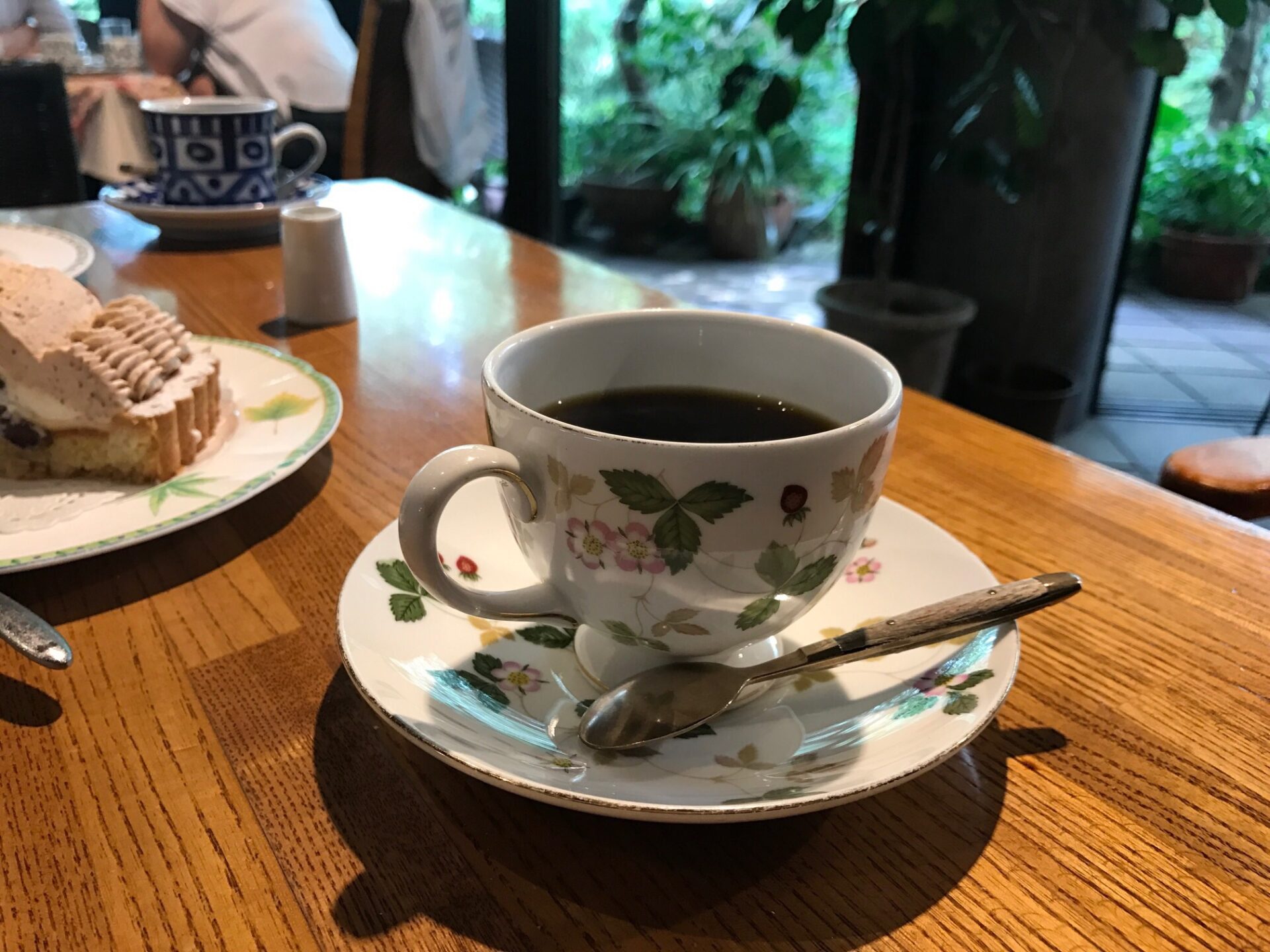 サザコーヒー本店 メニュー 値段 雰囲気 茨城県ひたちなか市にある超人気カフェで美味しい珈琲と食事を緑豊かな素晴らしい空間で堪能 Special Life