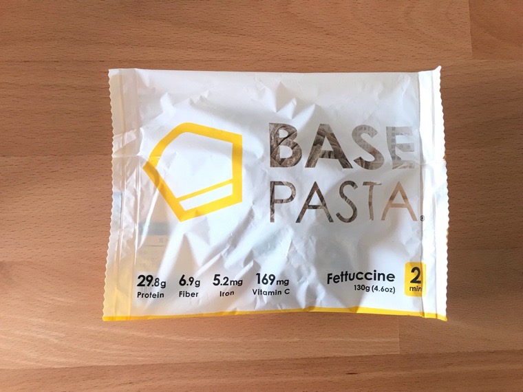完全食BASE PASTA（ベースパスタ）_種類_フェットチーネ_包装