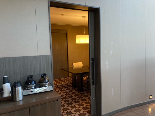 東京マリオットホテルのオールデイダイニング「 Lounge & Dining G」朝食ブッフェ：別室の紹介01